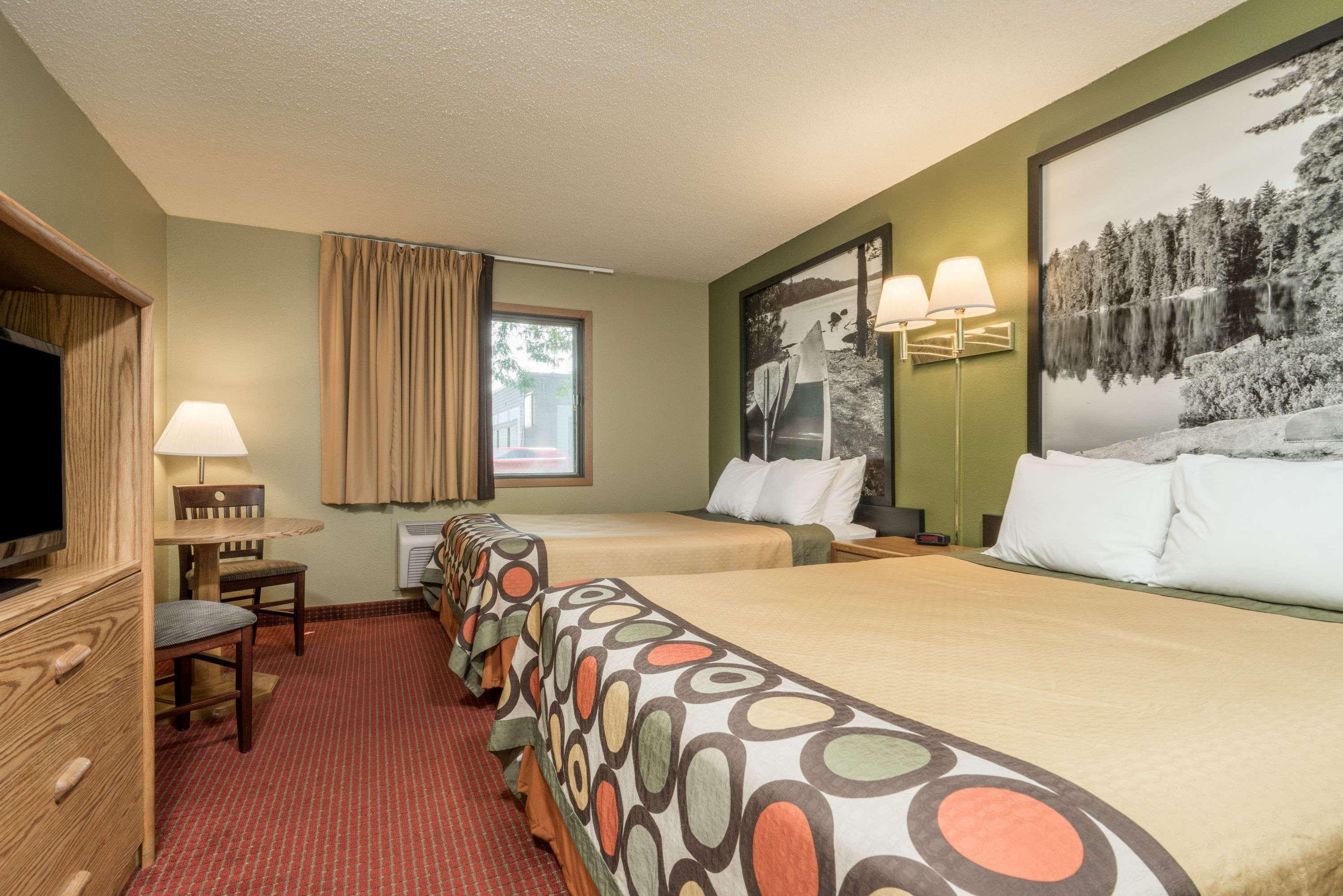 Super 8 By Wyndham Red Wing Hotel Exterior photo